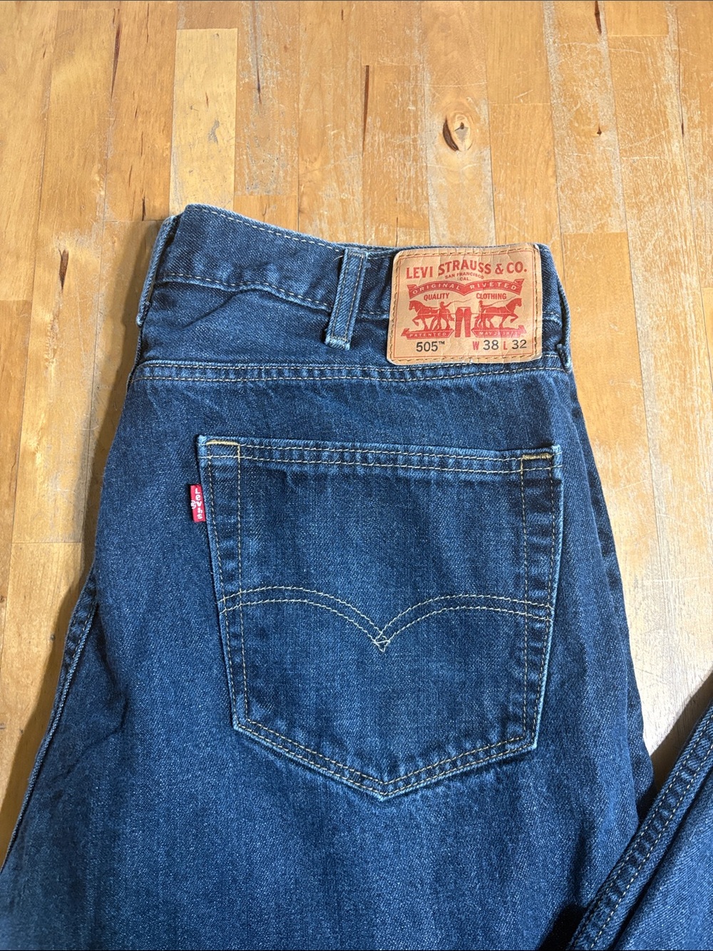 Levi's Men's 505 Straight Jeans - Picture 3 of 10